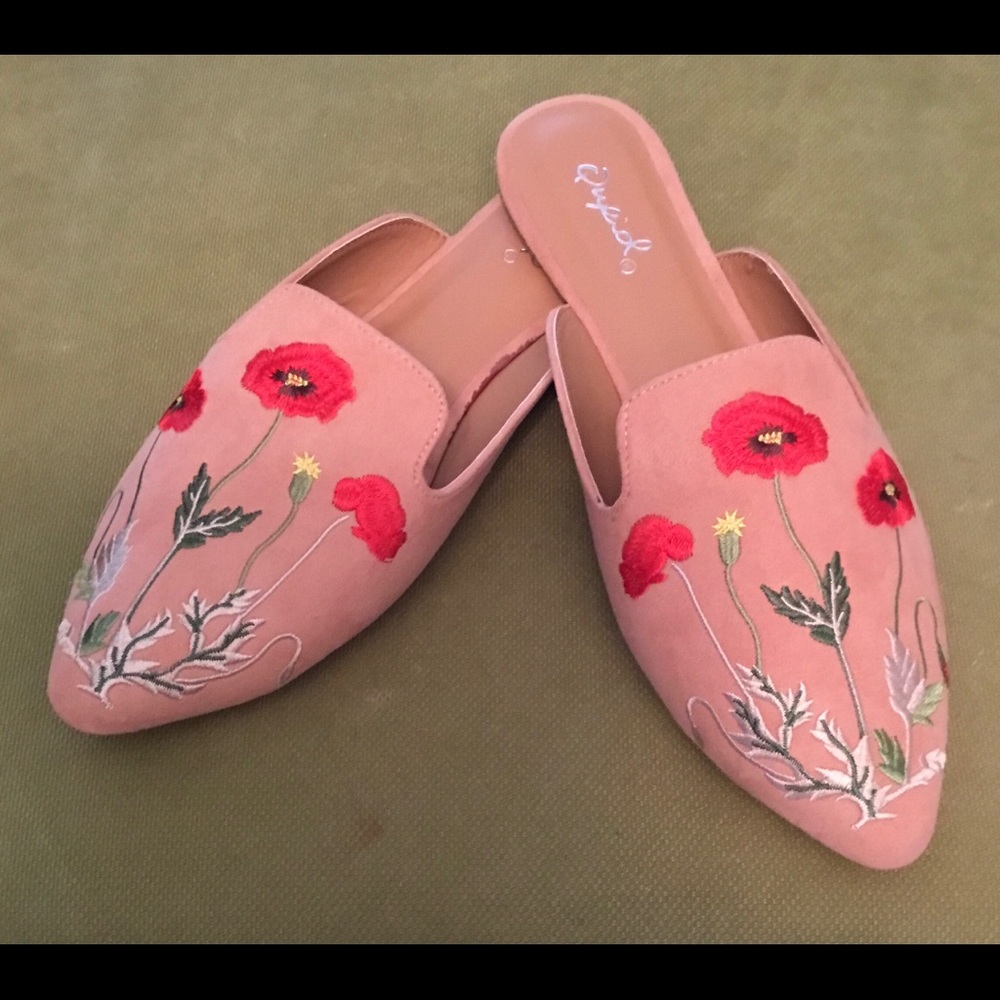 Flats with Flowers